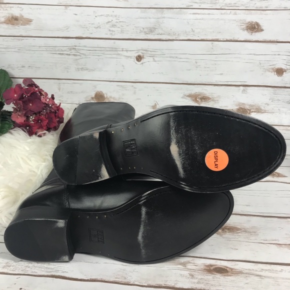 NWOB Frye Melissa Button Back Zip Boots - Picture 8 of 8